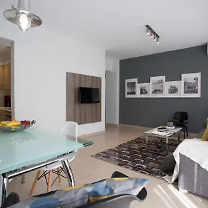 Appartement Polis